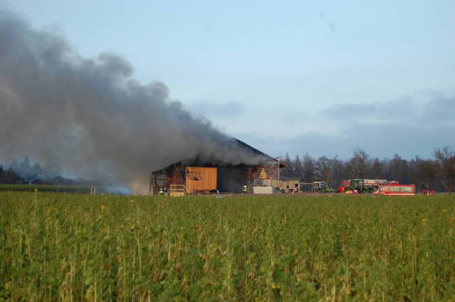 Feuer Einsaz Feuerwehr Brand Bauernhof